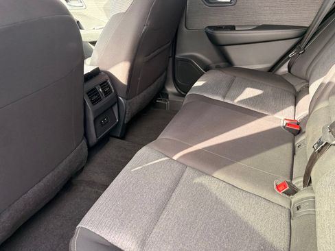 Certified 2023 Nissan Rogue SV FWD image 16