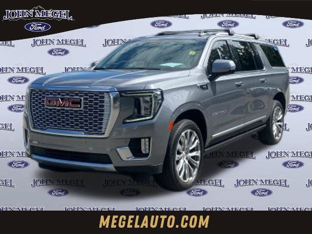 Used 2022 GMC Yukon XL Denali w/ Advanced Technology Package RWD image 1