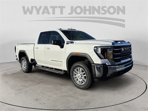 Used 2024 GMC Sierra 2500 SLE w/ SLE Value Package; image 7