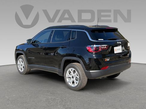 New 2026 Jeep Compass Latitude image 20