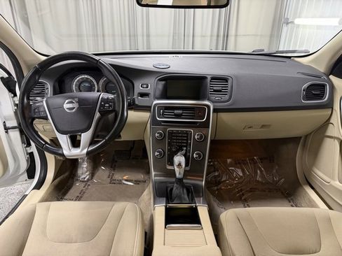 Used 2013 Volvo S60 T5 image 12