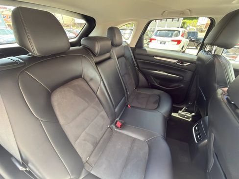 Used 2018 MAZDA CX-5 Touring w/ Preferred Equipment Package AWD/4WD image 34