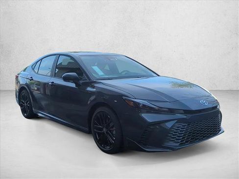New 2026 Toyota Camry SE image 3