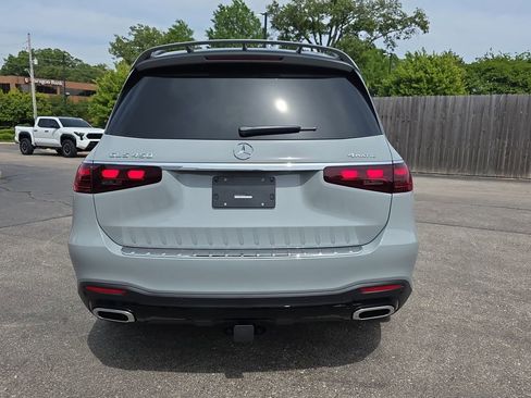New 2026 Mercedes-Benz GLS 450 4MATIC image 4