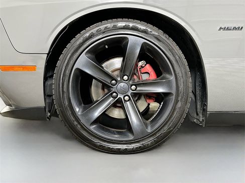 Used 2018 Dodge Challenger R/T Plus image 35
