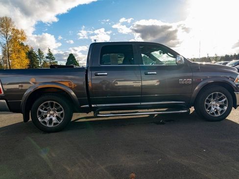 Used 2017 RAM 1500 Limited image 8