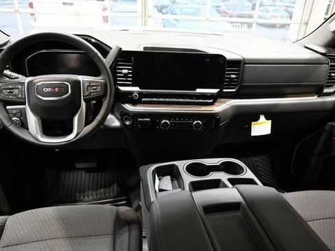 New 2026 GMC Sierra 1500 Elevation image 13