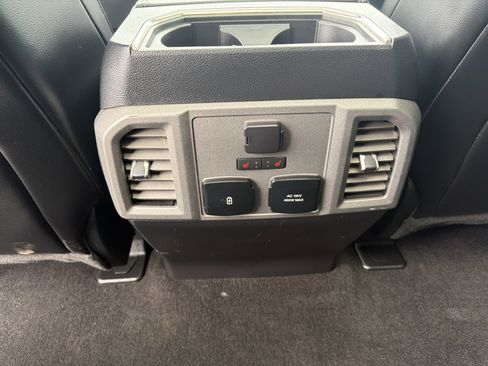 Used 2019 Ford F150 Raptor w/ Equipment Group 802A Luxury AWD/4WD image 33