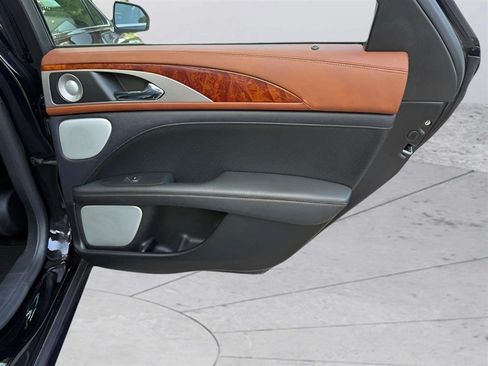 Used 2018 Lincoln MKZ Black Label w/ Technology Package FWD image 25