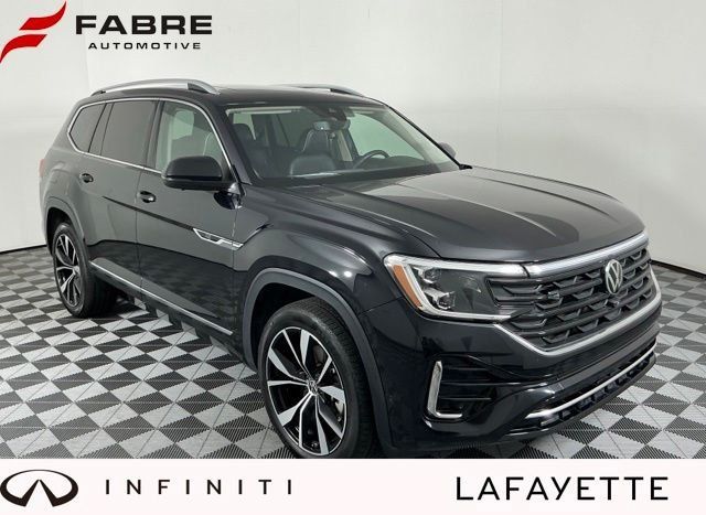 Used 2024 Volkswagen Atlas SEL Premium R-Line AWD/4WD image 1