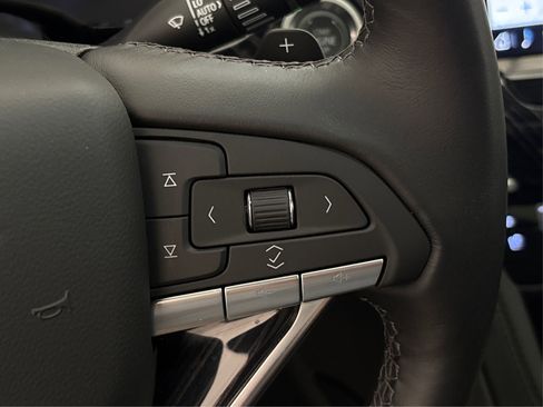 New 2025 Cadillac XT6 Premium Luxury image 29