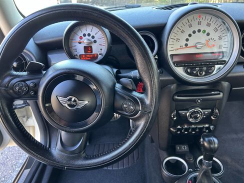 Used 2013 MINI Cooper S image 6