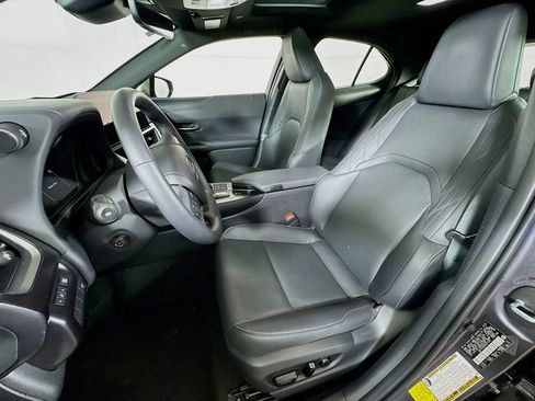 Used 2025 Lexus UX 300h AWD w/ Accessory Package (Z1) image 21