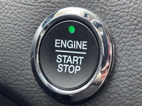 Used 2021 Ford Edge SEL w/ Convenience Package image 19