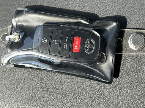 Used 2025 Toyota Camry SE w/ Convenience Package AWD/4WD image 35
