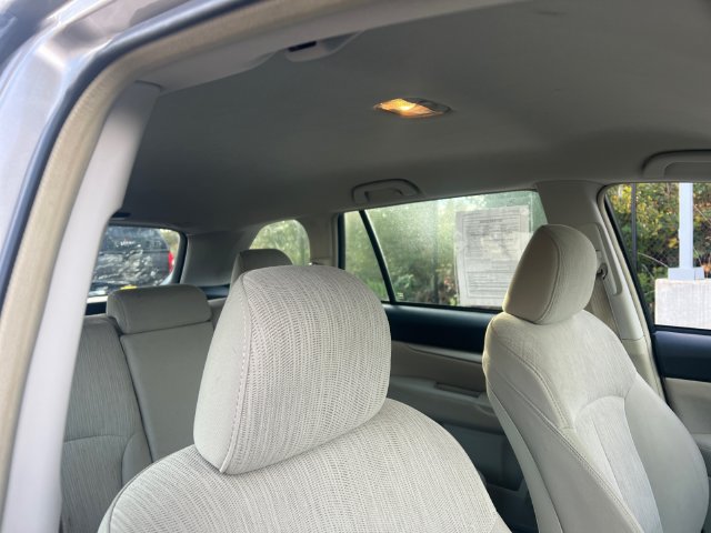 Used 2014 Subaru Outback 2.5i w/ Alloy Wheel Package AWD/4WD image 17