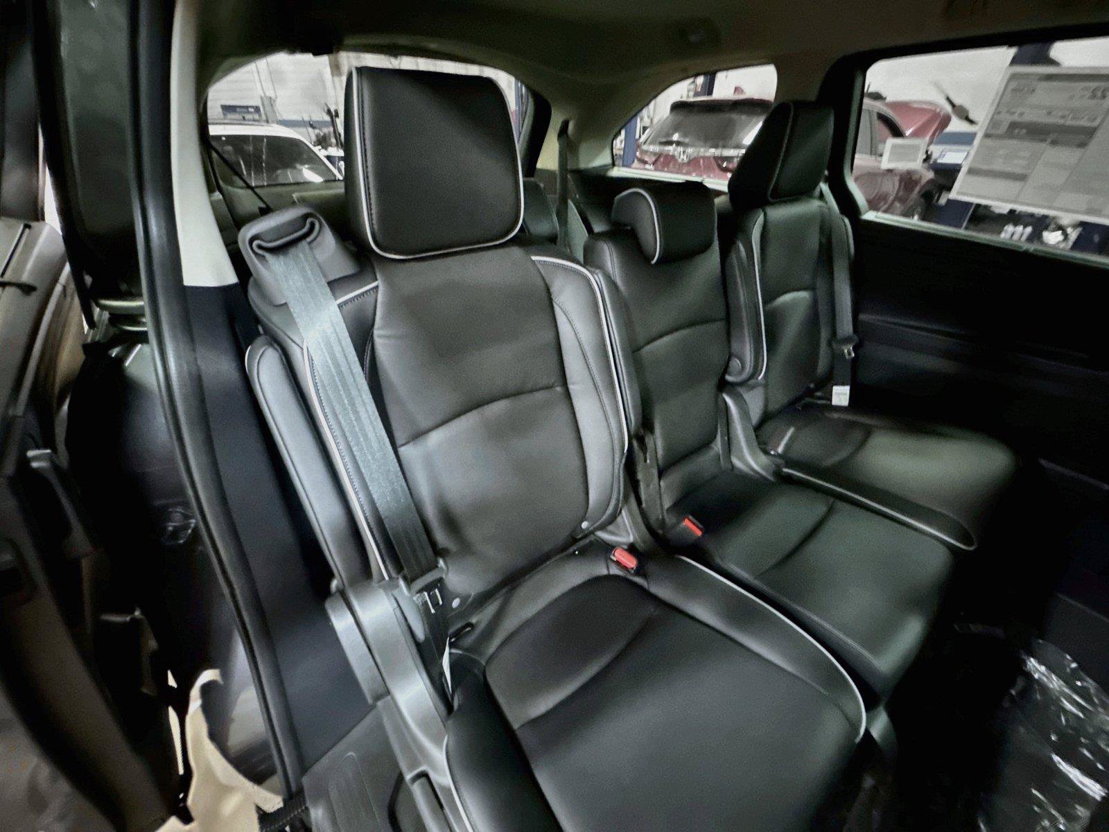 New 2027 Honda Odyssey Touring image 29