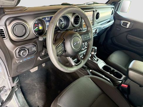 Used 2023 Jeep Wrangler Unlimited w/ Cold Weather Group AWD/4WD image 11