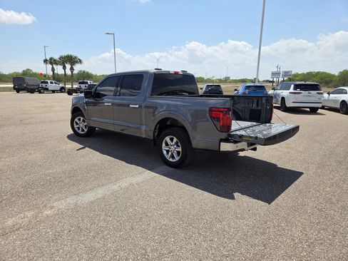 Used 2024 Ford F150 XLT w/ Mobile Office Package RWD image 23