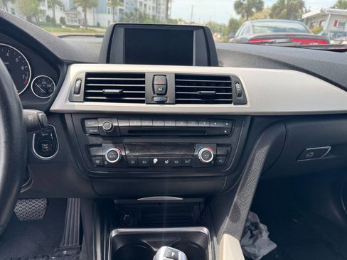 Used 2014 BMW 320i Sedan image 13