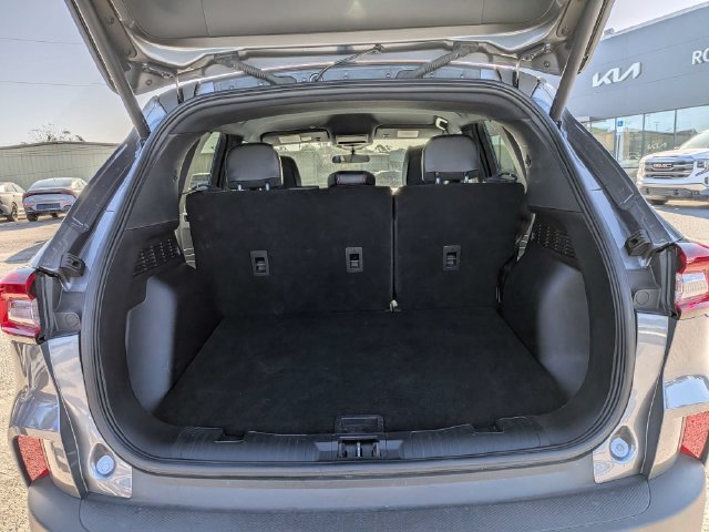 Used 2025 Ford Escape ST-Line Select AWD/4WD image 12