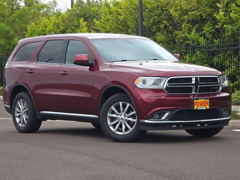 Used 2017 Dodge Durango SXT w/ 3rd Row Seating Group AWD/4WD image 2