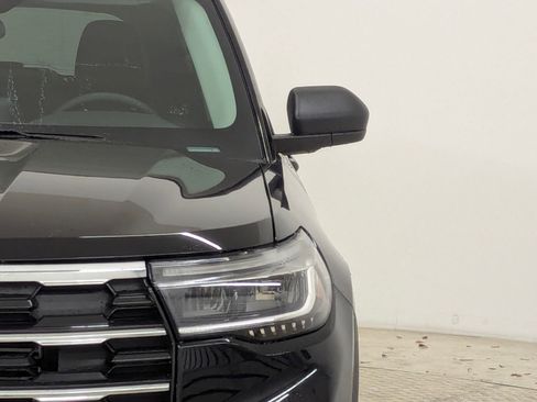 New 2026 Ford Explorer Active image 11