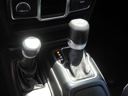 Used 2022 Jeep Wrangler Unlimited Sport AWD/4WD image 24