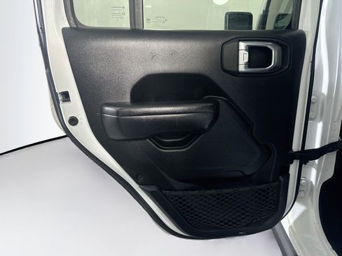 Used 2021 Jeep Wrangler Unlimited Rubicon AWD/4WD image 26