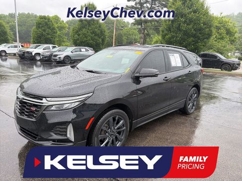 Used 2023 Chevrolet Equinox RS FWD image 1