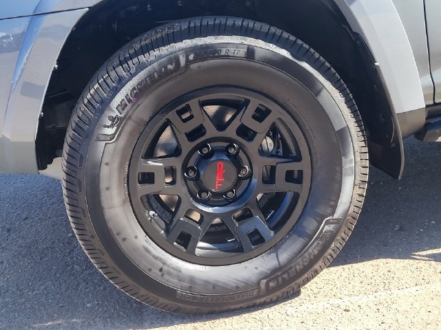 Used 2021 Toyota 4Runner Trail Special Edition AWD/4WD image 10