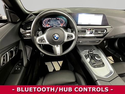 Used 2022 BMW Z4 M40i w/ Premium Package RWD image 8