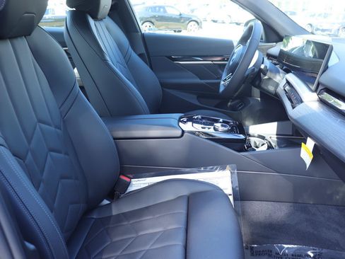 New 2027 BMW 530i w/ M Sport Package RWD image 18