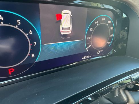 Used 2024 Volkswagen Atlas SE image 8