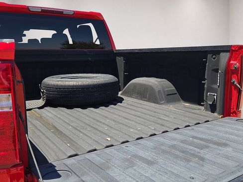 Used 2023 Chevrolet Silverado 1500 Custom RWD image 13