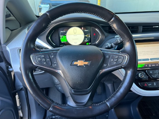 Used 2020 Chevrolet Bolt Premier w/ Infotainment Package FWD image 34