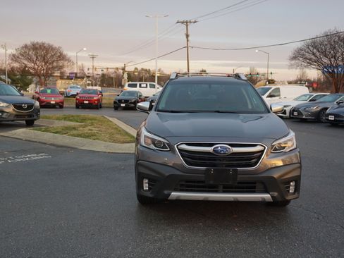 Used 2022 Subaru Outback Touring XT image 2
