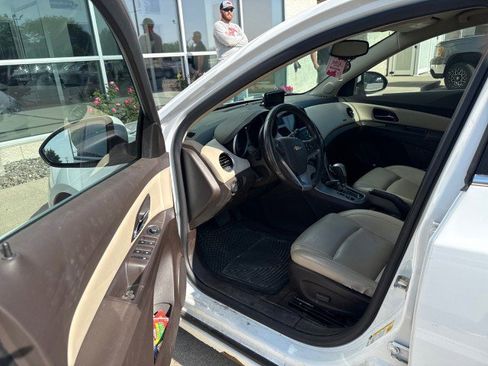 Used 2014 Chevrolet Cruze LT FWD image 6