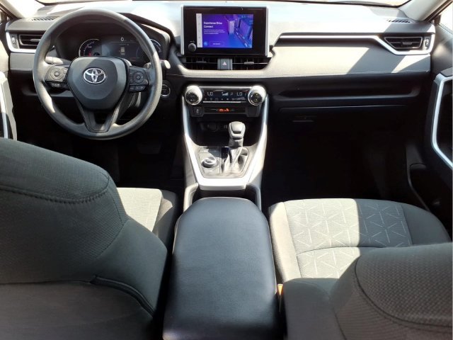 Used 2023 Toyota RAV4 XLE AWD/4WD image 21