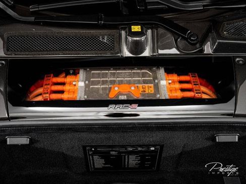 Used 2022 Ferrari SF90 Spider AWD/4WD image 6
