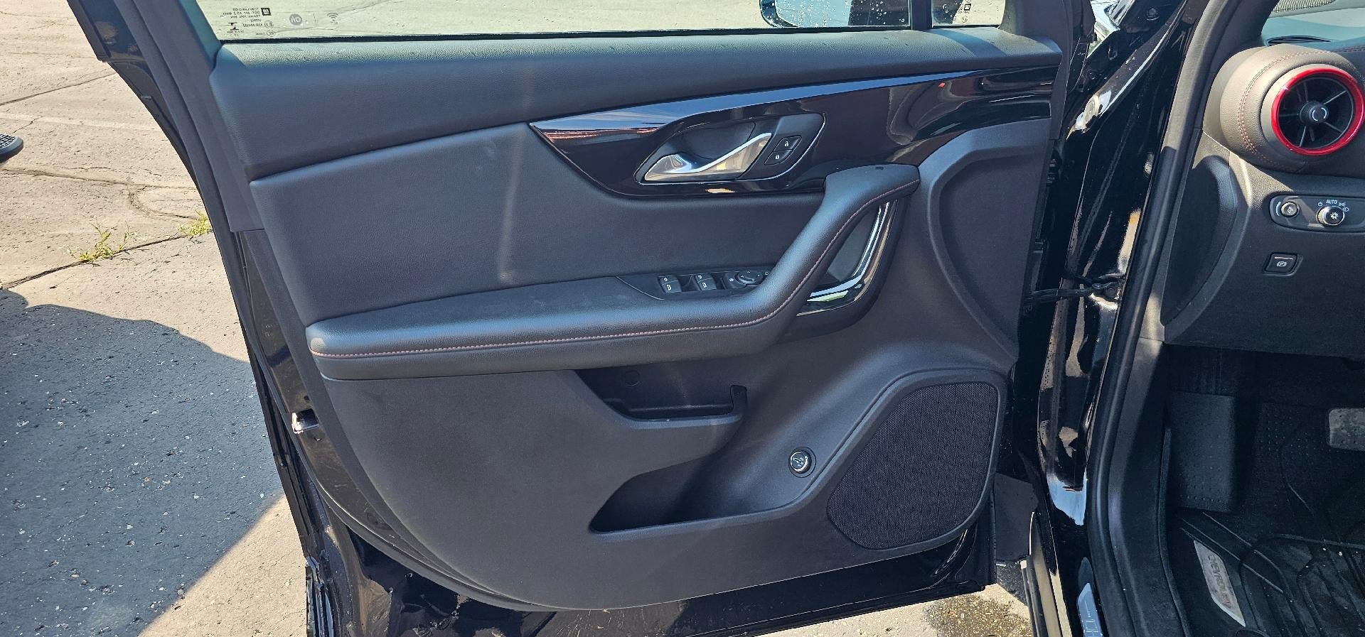 Certified 2022 Chevrolet Blazer RS FWD image 9