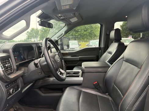 Used 2024 Ford F250 Lariat w/ Tremor Off-Road Package AWD/4WD image 11