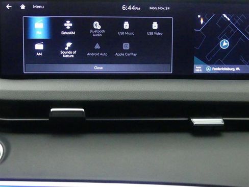 Used 2024 Genesis Electrified GV70 Advanced image 13