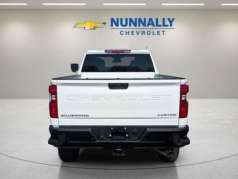 Used 2026 Chevrolet Silverado 2500 Custom w/ Custom Value Package AWD/4WD image 4