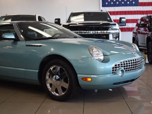 Used 2002 Ford Thunderbird RWD image 6