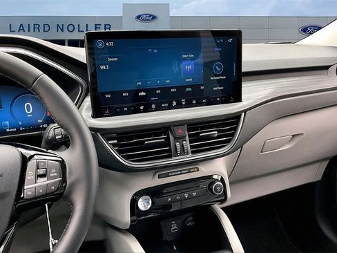 New 2026 Ford Escape Platinum w/ Premium Technology Package image 7