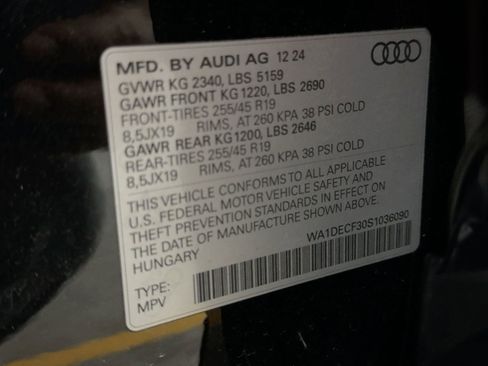 Certified 2025 Audi Q3 2.0T Premium w/ Convenience Package image 20