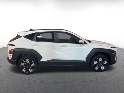 Used 2025 Hyundai Kona SEL image 16