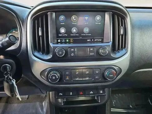 Used 2021 Chevrolet Colorado LT w/ Safety Package image 11