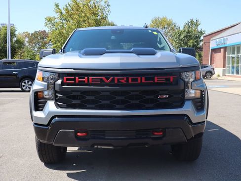 Used 2025 Chevrolet Silverado 1500 Custom Trail Boss w/ LPO, Dark Essentials Package image 7